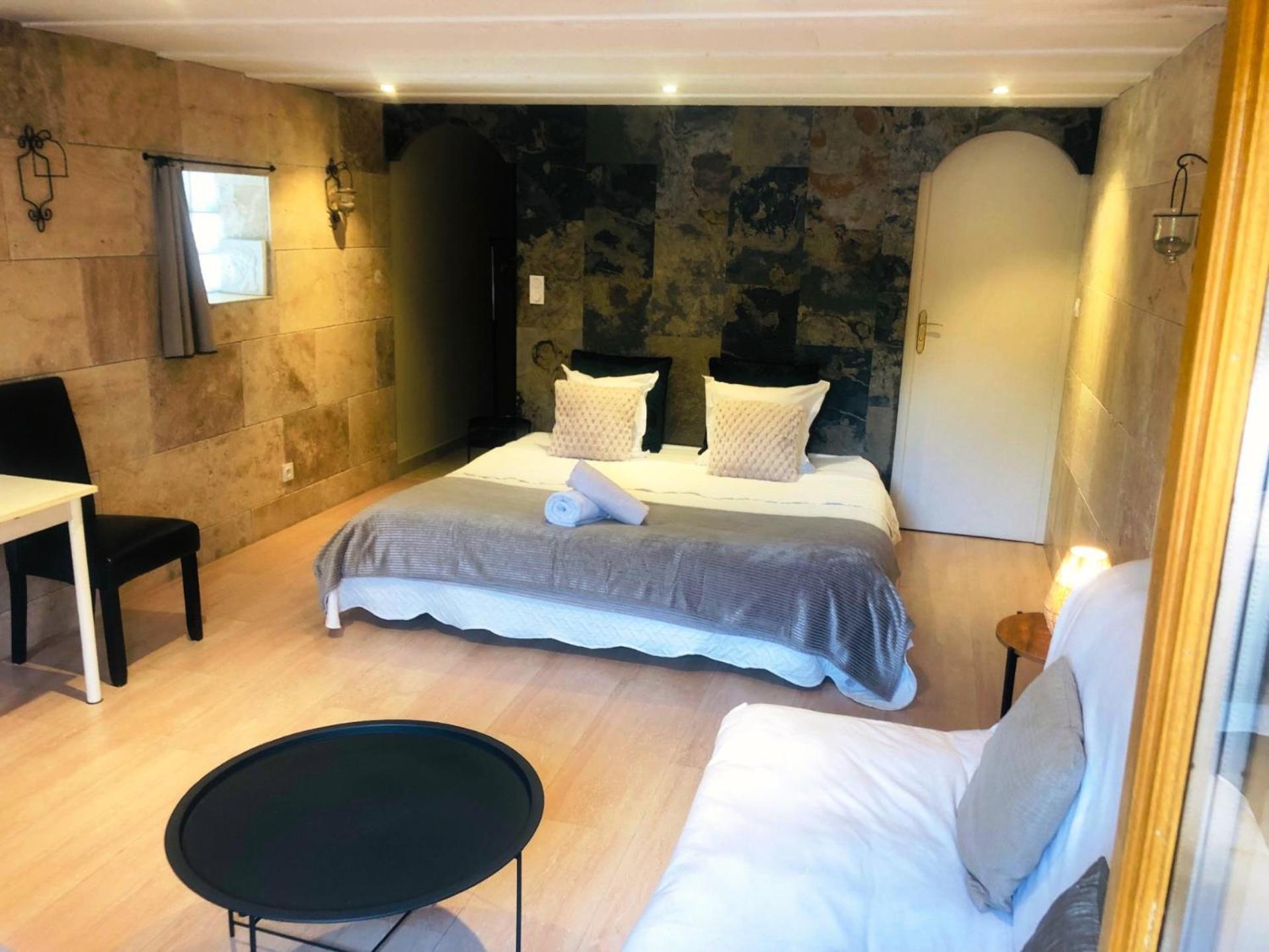 Chenôve Chambres D'Hote Dijon Clair De Lune מראה חיצוני תמונה